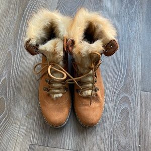 Tan Fur Boots